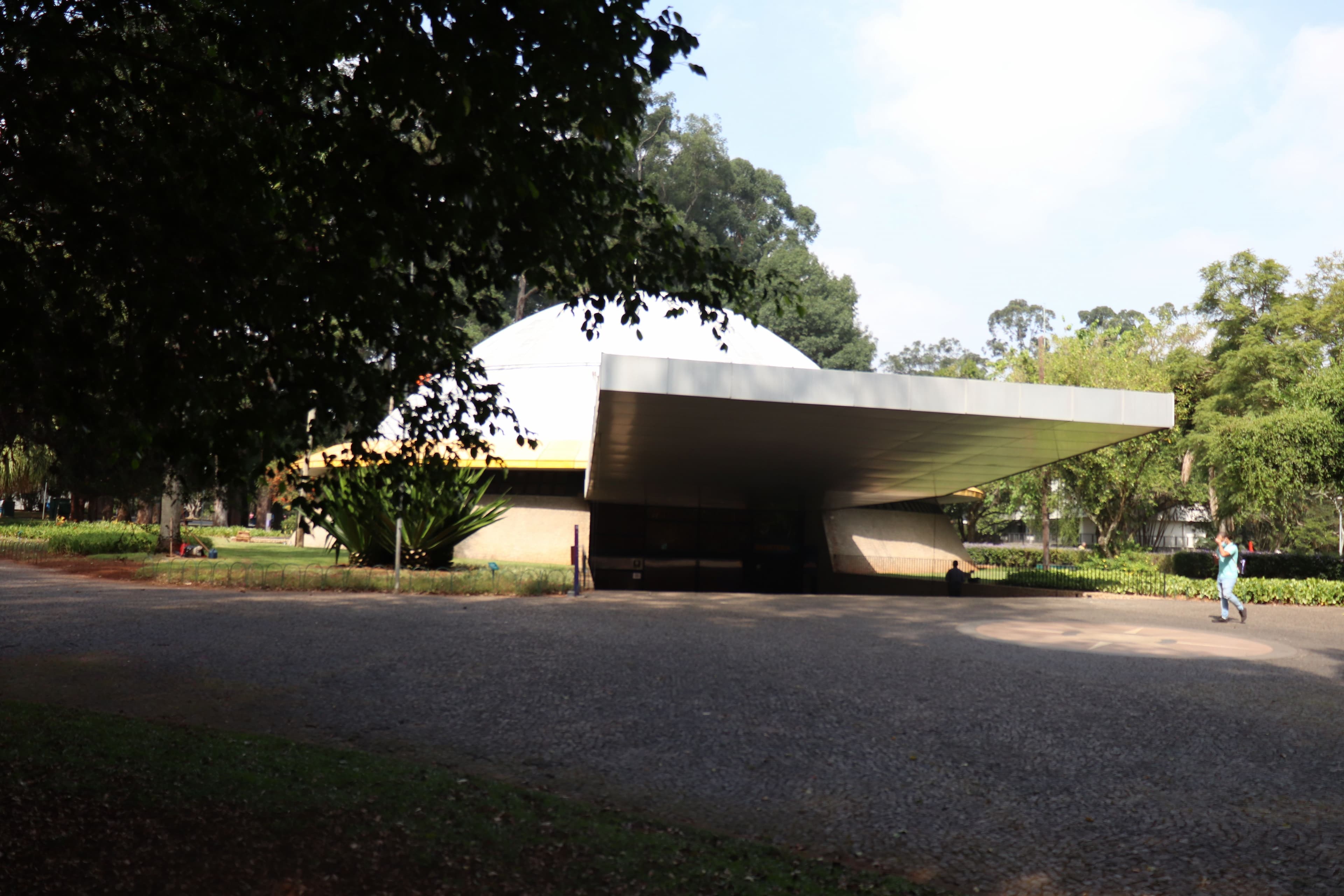 Sessão comemorativa Apolo 11 no Planetário e confecção de carimbos com elementos da natureza no MAM são os destaques da agenda cultural do Parque Ibirapuera